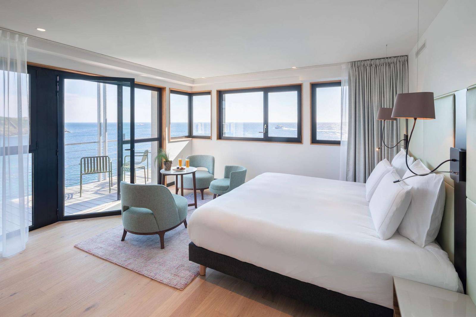 Sainte-Barbe Hotel & Spa 家庭海景套房臥室