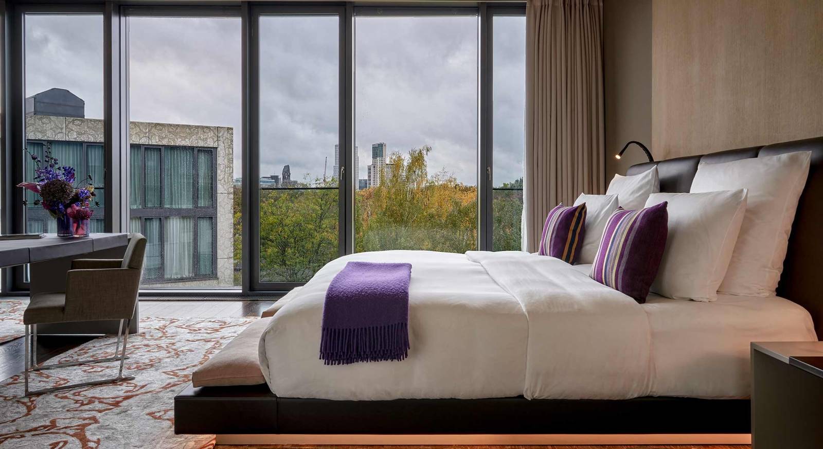 SO/ Berlin Das Stue Embassy Room 陽台與窗景