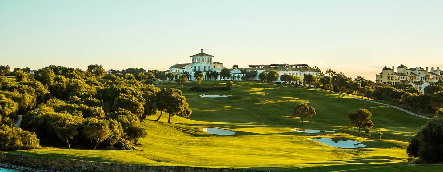 Sotogrande 高爾夫球場果嶺與丘陵