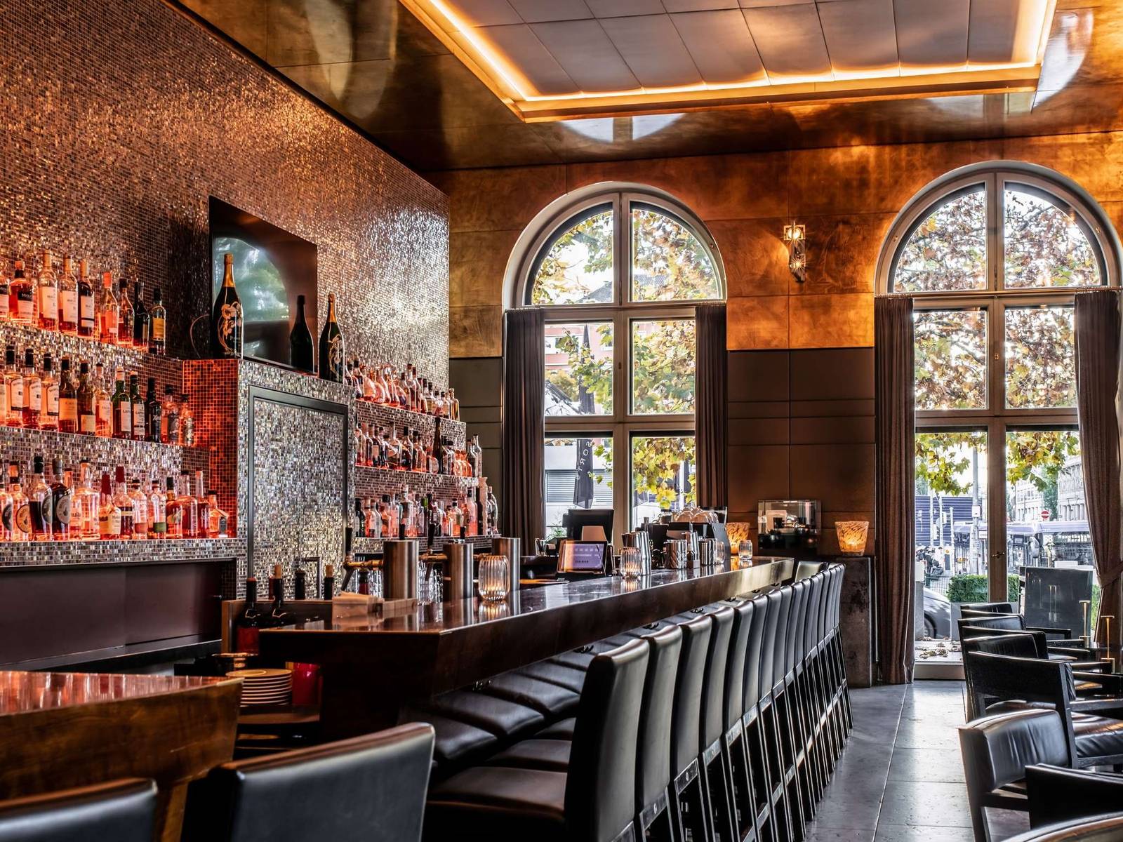 慕尼黑 Sofitel Munich Bayerpost ISArBAR 拱窗吧台