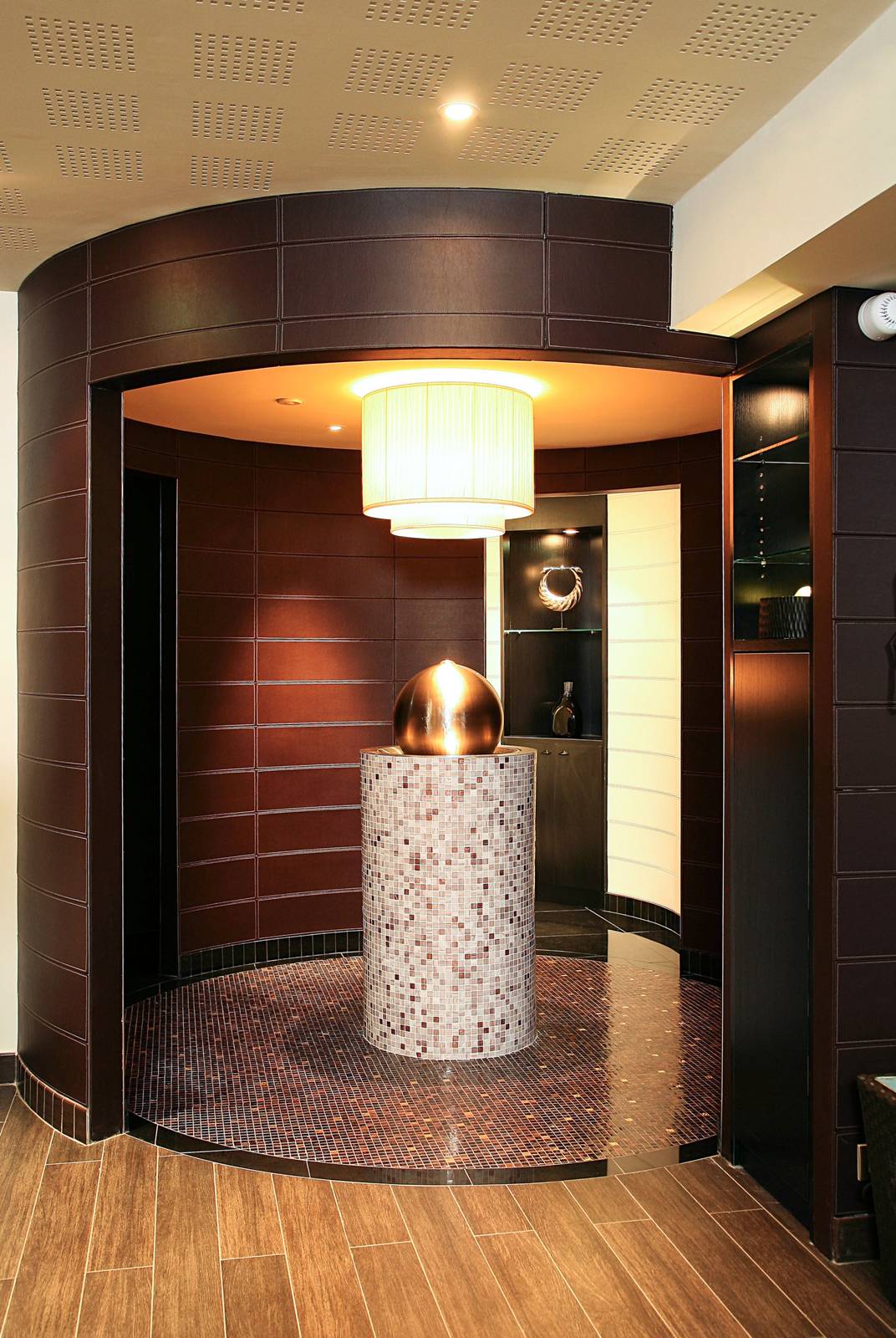 Sofitel Paris Le Faubourg 金色磁磚土耳其浴