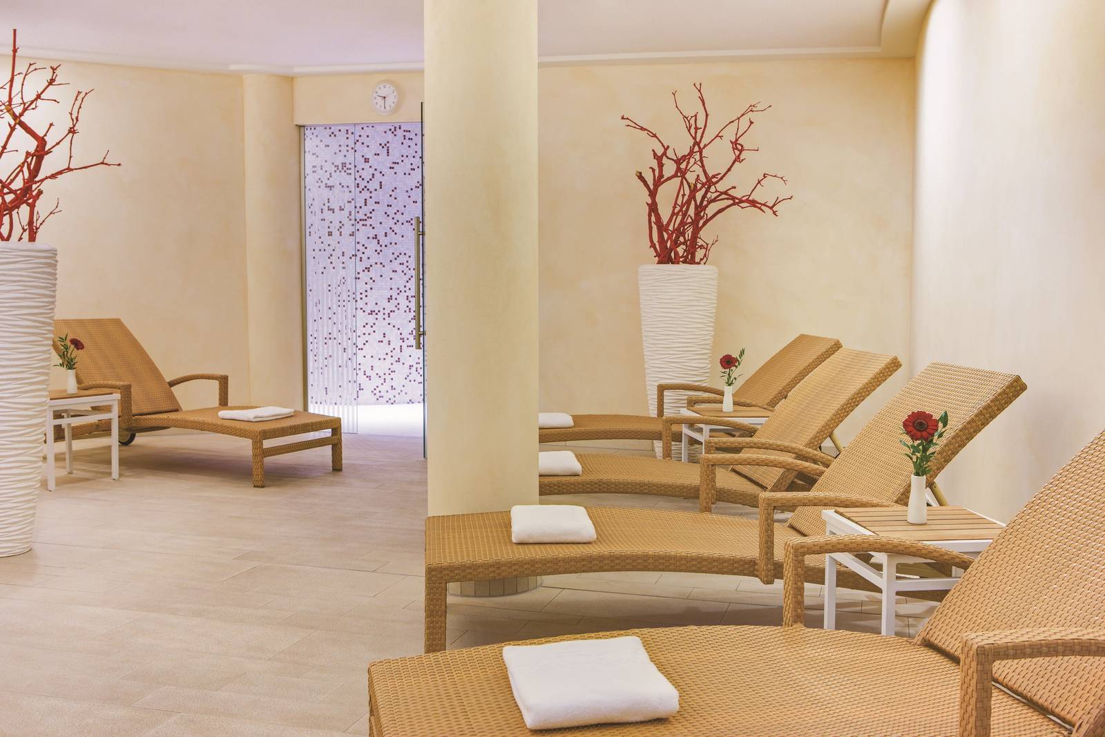 德勒斯登 Steigenberger Hotel de Saxe Spa 休息室躺椅