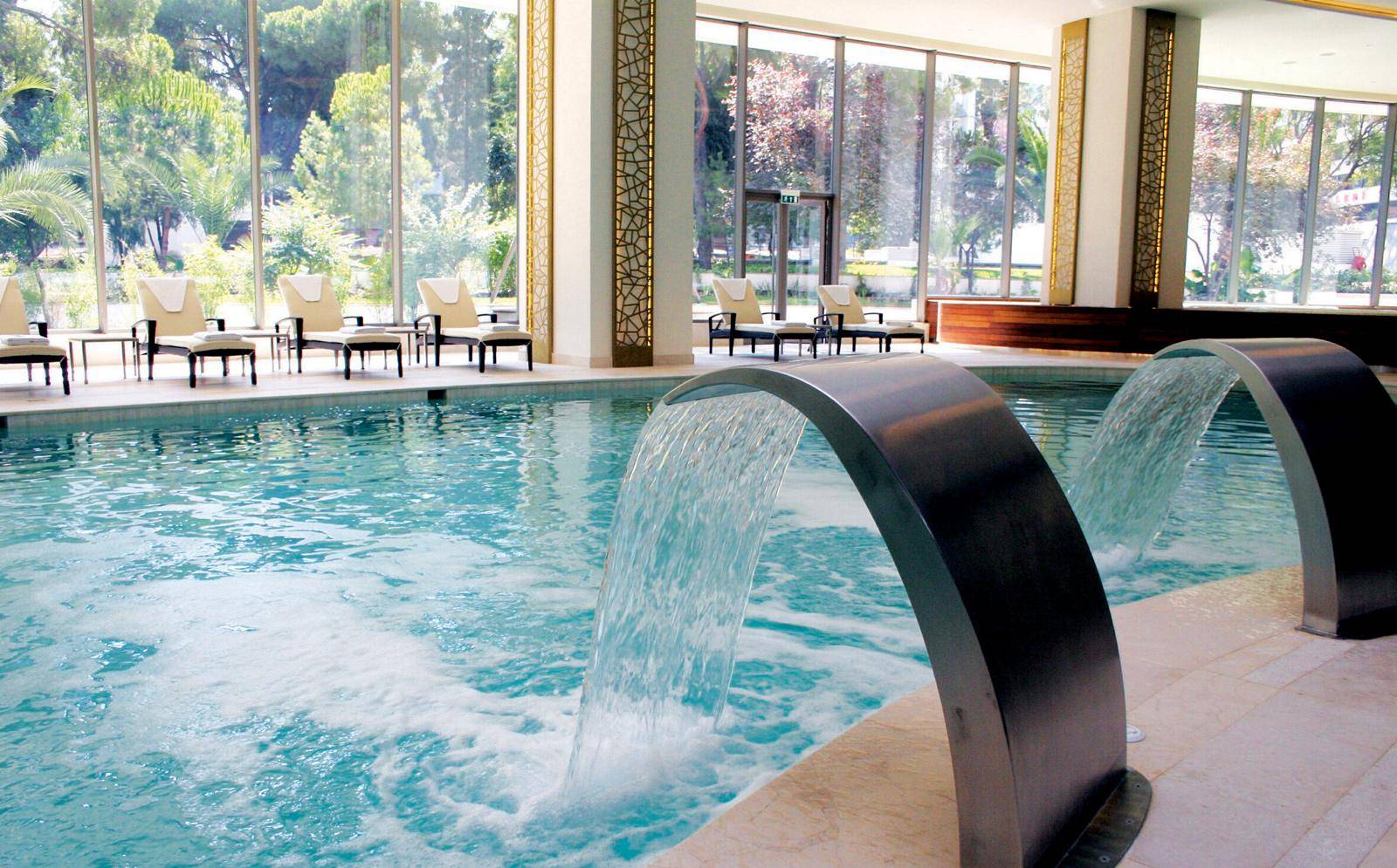 伊茲密爾 Swissôtel Büyük Efes Pürovel Spa 室內泳池