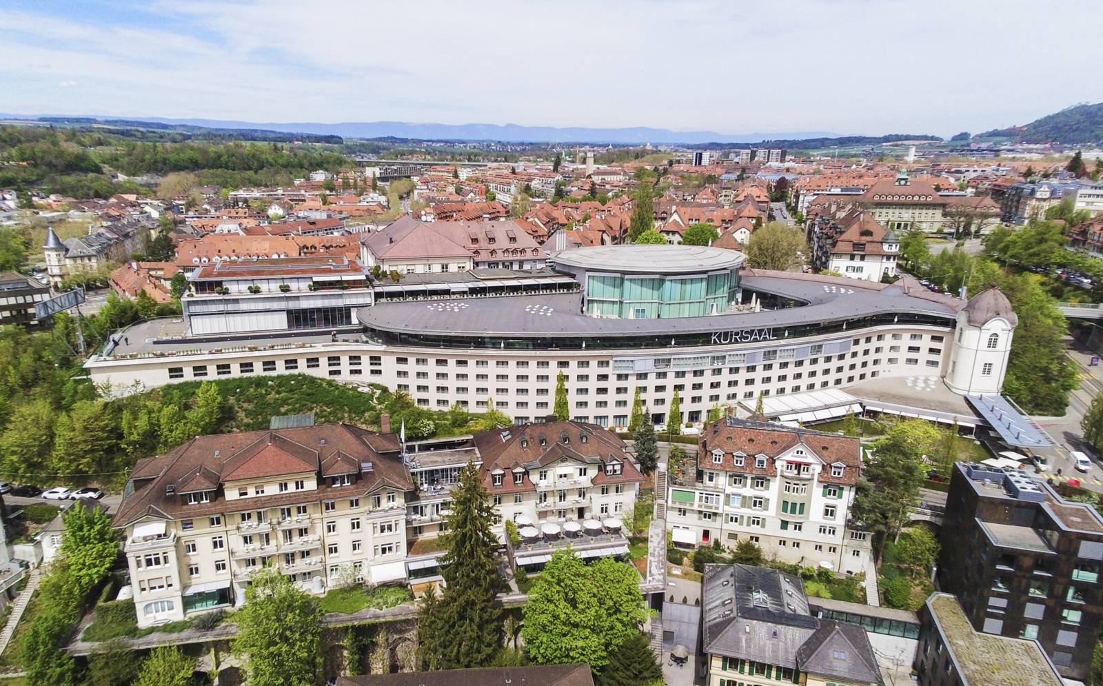 伯恩 Swissôtel Kursaal Bern 酒店建築與周邊城區空拍