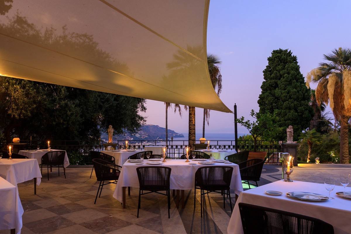 St. George Restaurant 戶外海景座位