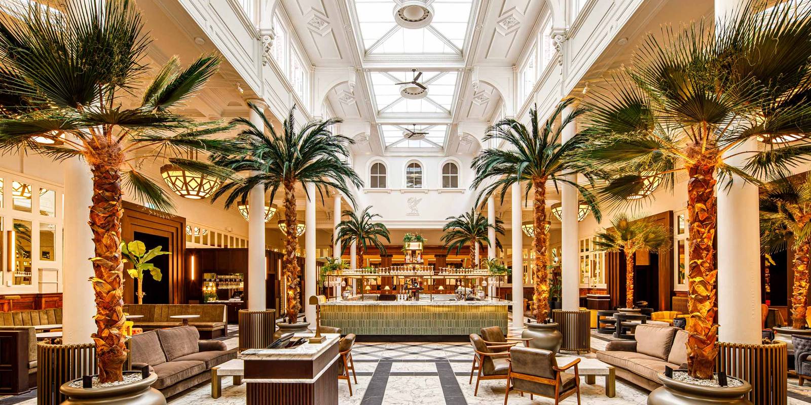 The Municipal Hotel 棕櫚中庭 Palm Court 挑高天井