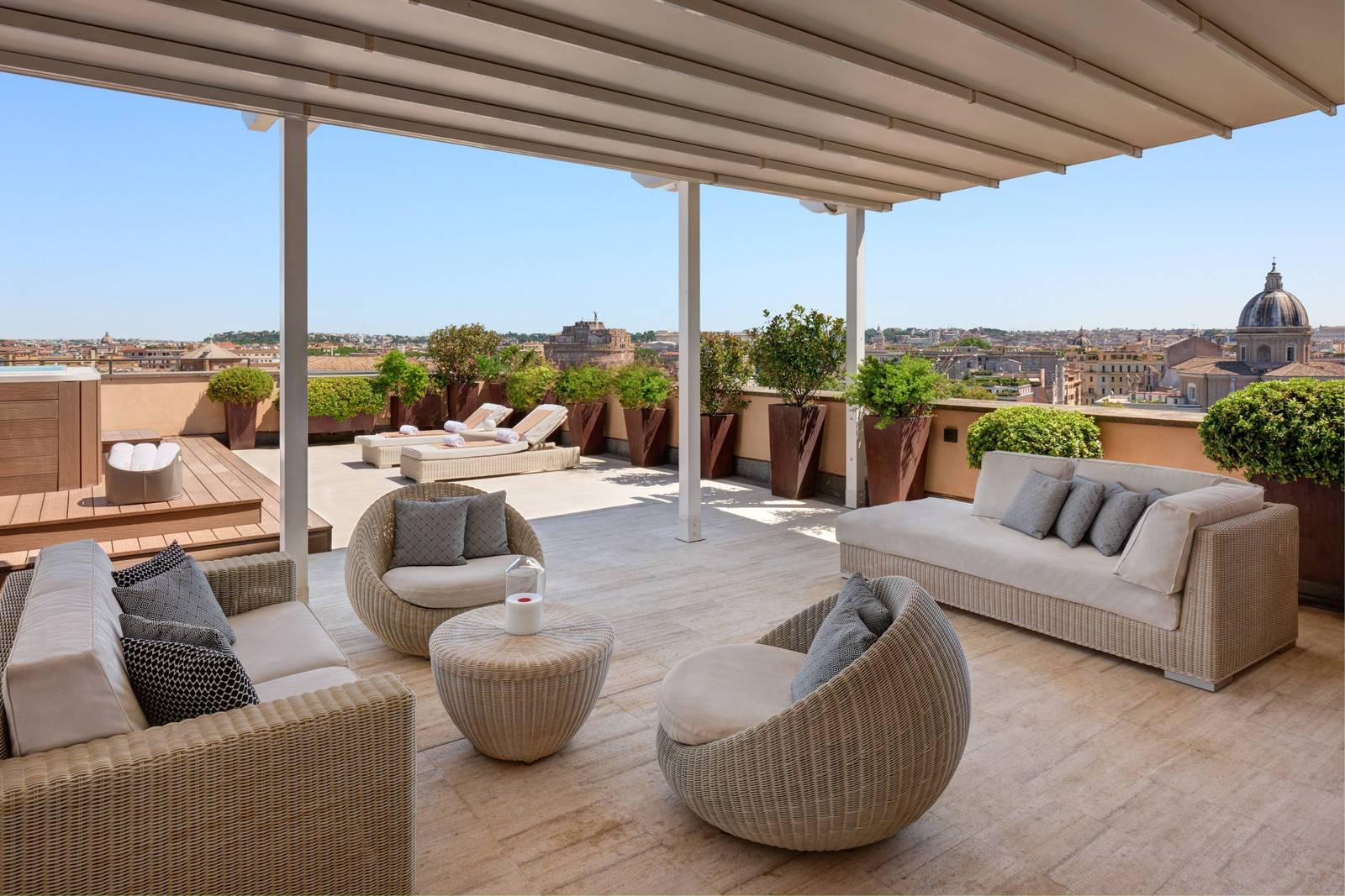 羅馬 Villa Agrippina Gran Meliá套房景觀露台起居區