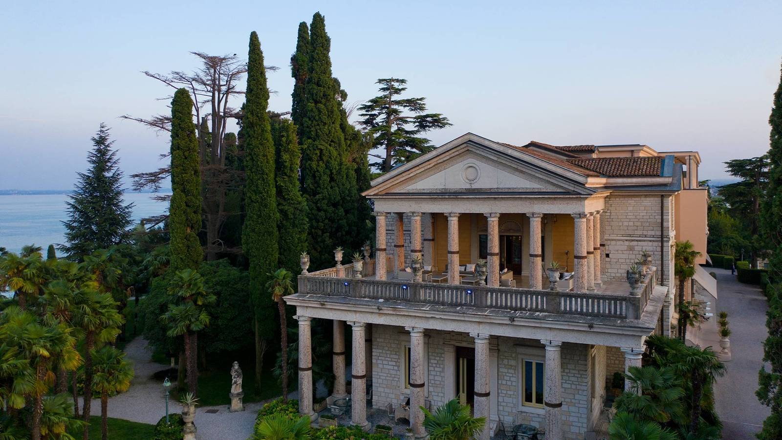西爾苗內 Villa Cortine Palace