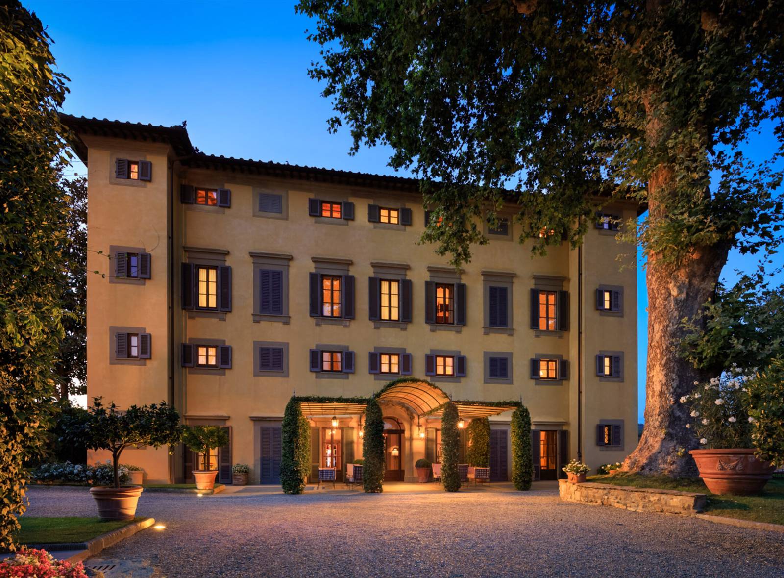 Villa La Massa 主館 Villa Nobile 黃昏外觀