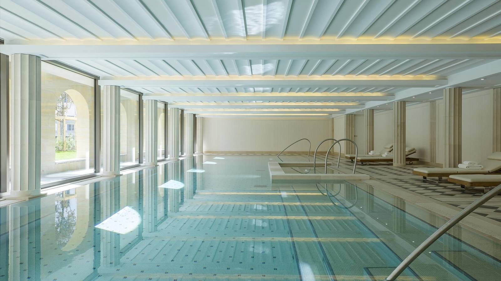 里昂 Villa Maïa Les Thermes 20 公尺室內溫水泳池