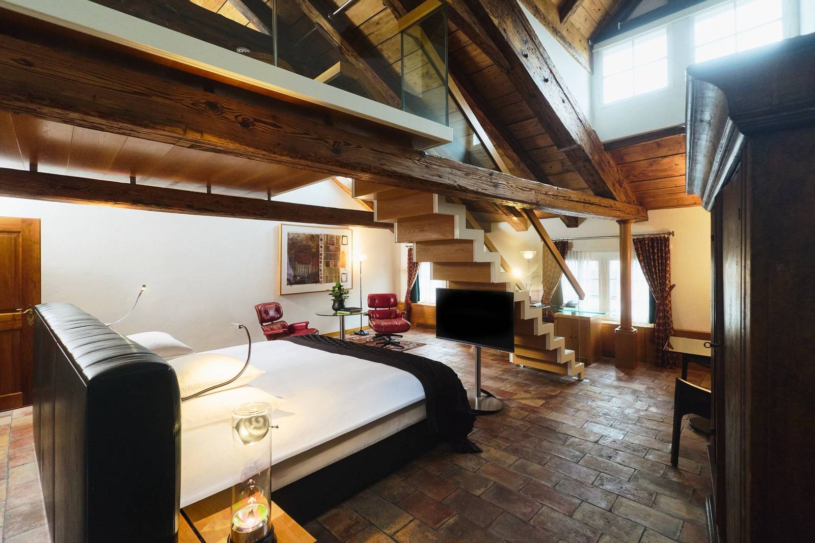 蘇黎世 Widder Hotel Duplex Junior Suite 屋樑下的樓中樓